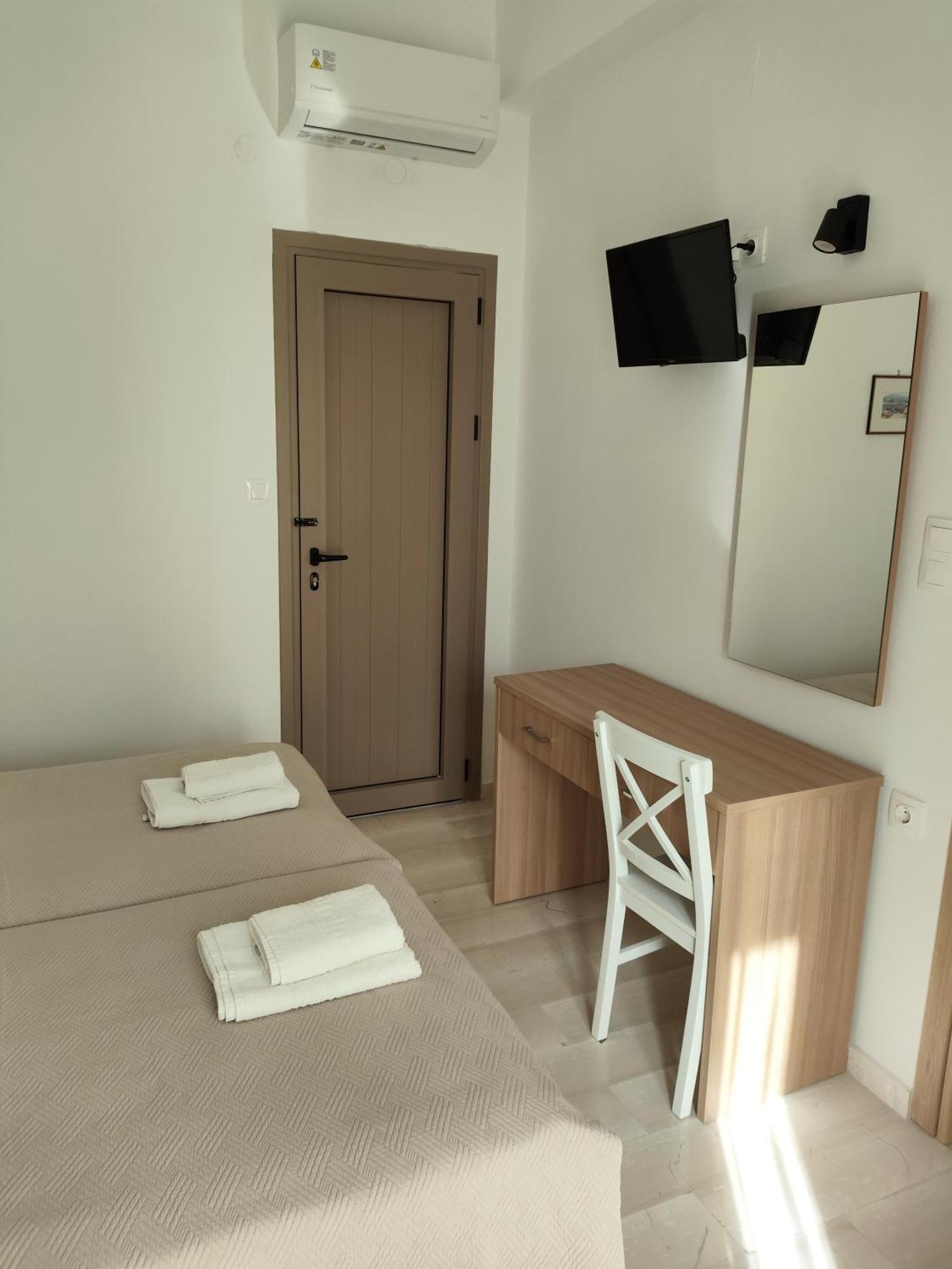 Protopapas Paleochora Kamer foto